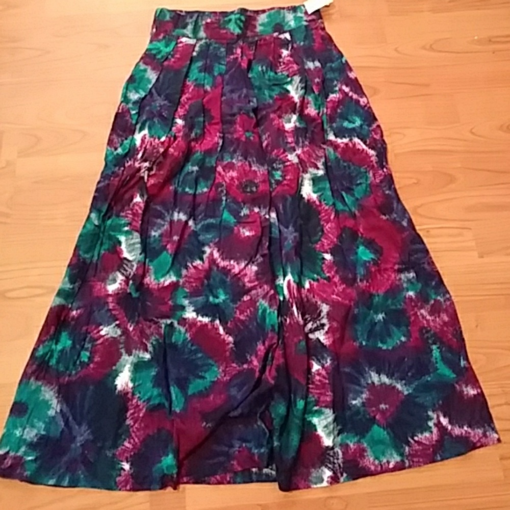 NWT BRAND NEW tie-dye maxi skirt
